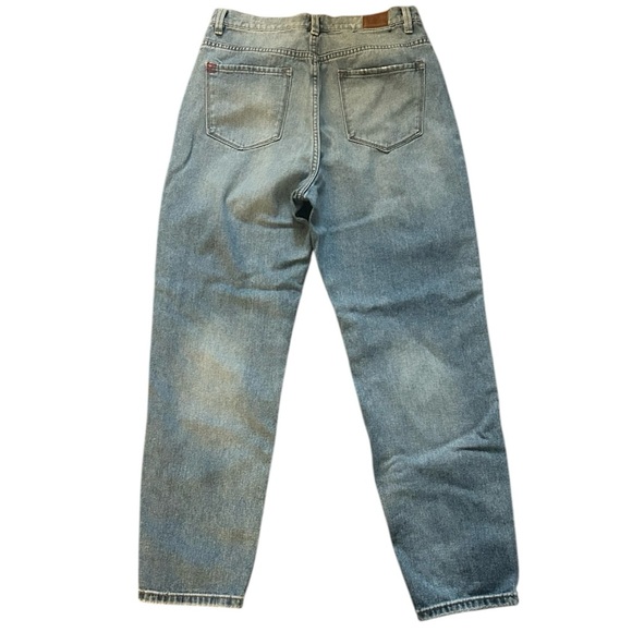BDG Urban Outfitters Mom High Rise Jeans - Picture 4 of 5